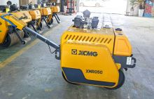 XCMG Factory Hand Operated Roller 530 kg Mini Road Roller Compactor With Double Drum XMR050 Price